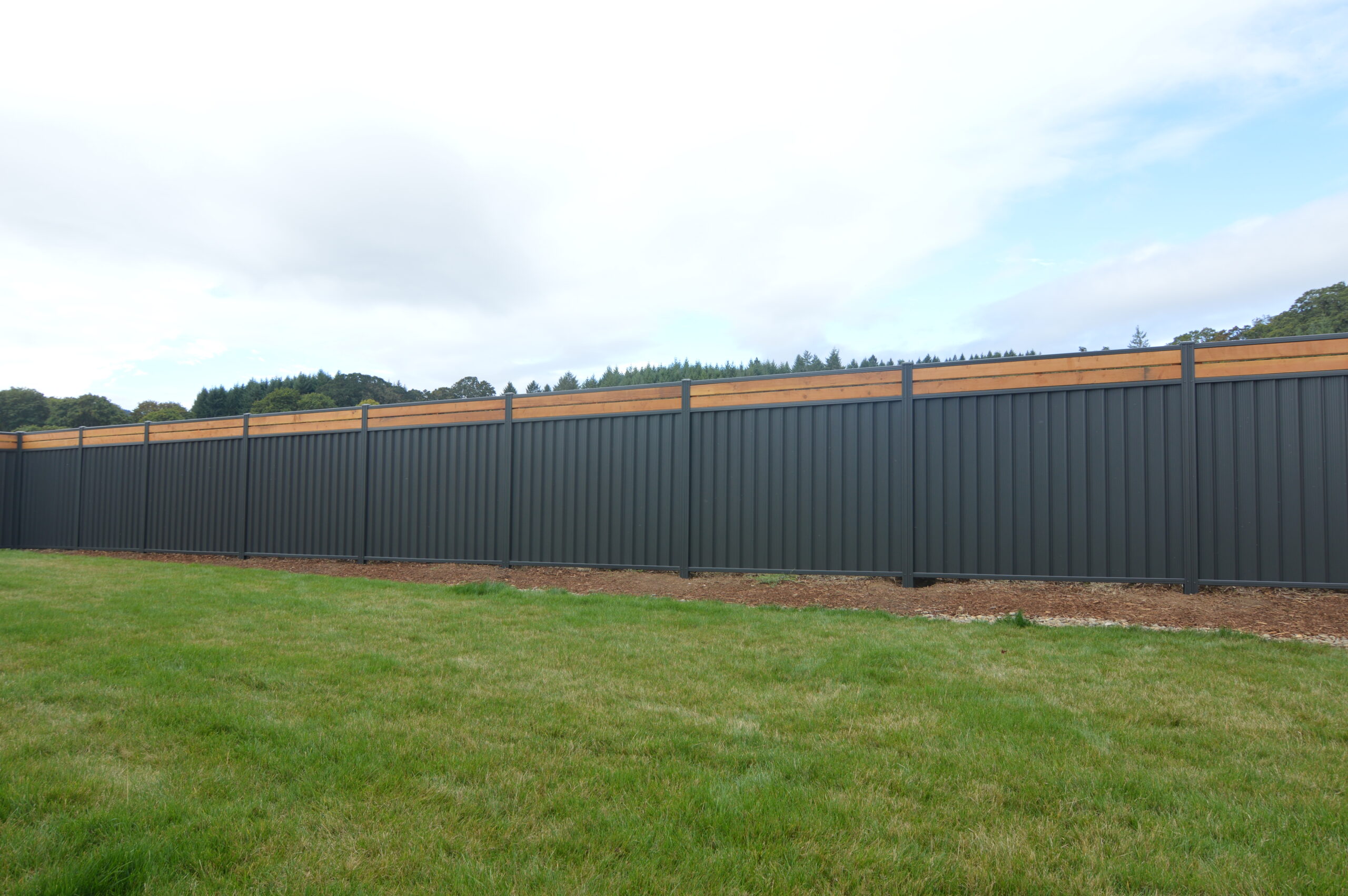 Building a Fence? Do Your Homework! Durabond Fencing